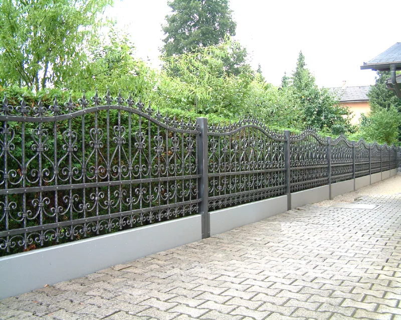 Kovana vrtna ograja Domžale
