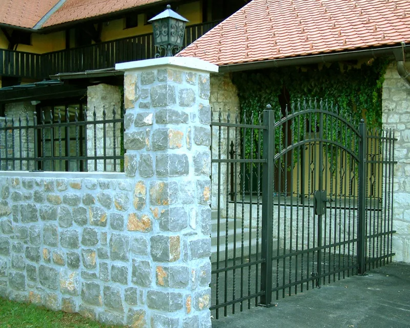 Kovana ograja Podvin